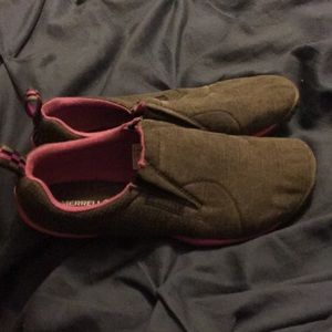 Merrell women's gray and pink shoes size 8.5